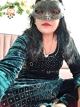 Snapshot of sexy_bhabhi69 chatting on 11.26.25 sexy bhabhi69 online show from 11.26.25