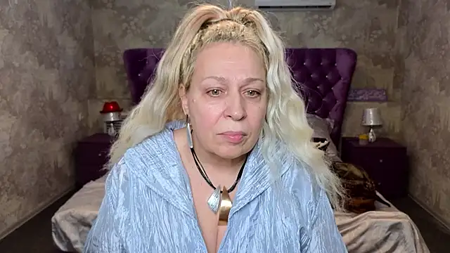 Penelope Pinky online show from 01.29.25