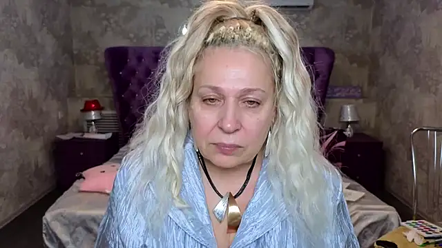 Penelope Pinky online show from 01.29.25