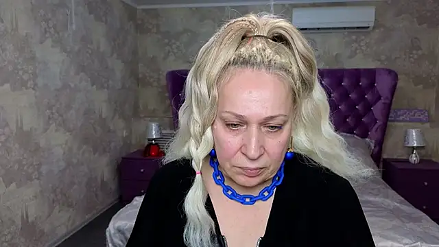 Penelope Pinky online show from 01.31.25