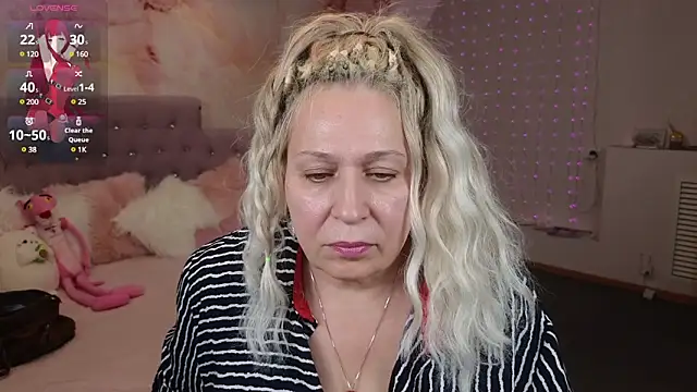 Penelope Pinky online show from 02.03.25