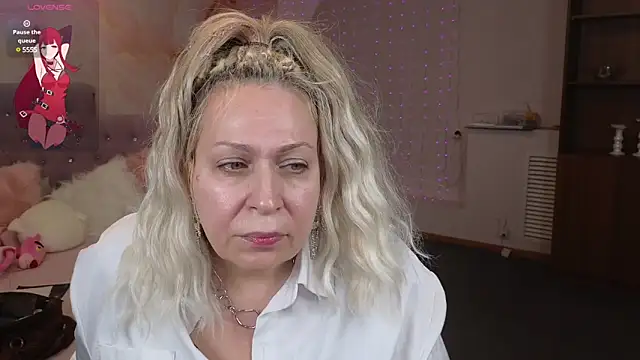 Penelope Pinky online show from 02.07.25