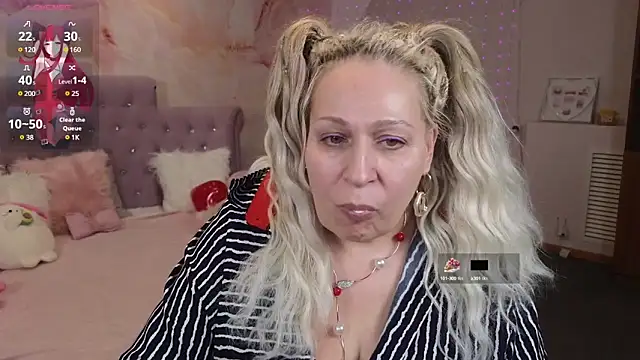 Penelope Pinky online show from 02.10.25