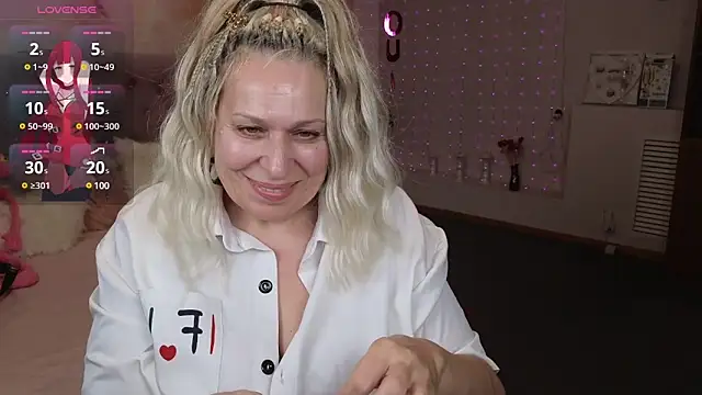 Penelope Pinky online show from 02.20.25