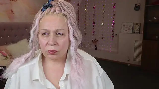 Penelope Pinky online show from 02.27.25