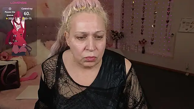 Penelope Pinky online show from 03.10.25