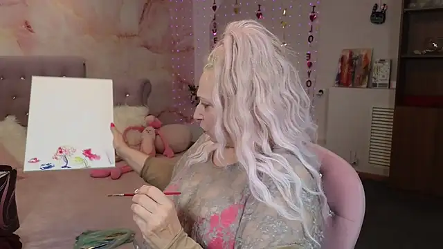 Penelope Pinky online show from 03.13.25