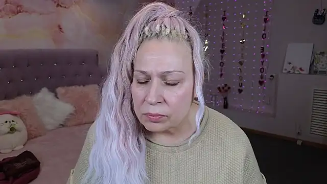 Penelope Pinky online show from 03.14.25