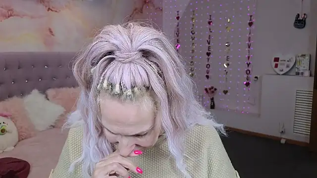 Penelope Pinky online show from 03.14.25