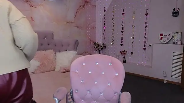Penelope Pinky online show from 03.14.25