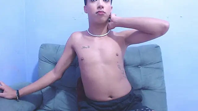 Hot kleo online show from 01.03.25