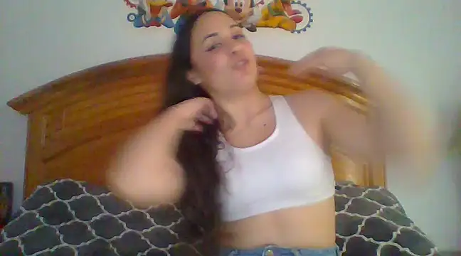 Snapshot of tendertormentt chatting on 02.13.25 tendertormentt online show from 02.13.25