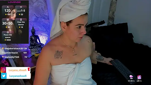 Snapshot of LucyanaSilva chatting on 03.22.25 LucyanaSilva online show from 03.22.25