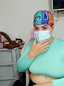 Snapshot of LucyanaSilva chatting on 11.11.25 LucyanaSilva online show from 11.11.25