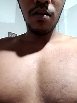 Snapshot of shenLytle chatting on 11.08.25 shenLytle online show from 11.08.25