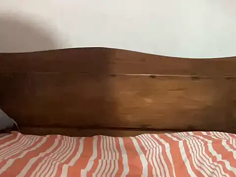 Snapshot of shenLytle chatting on 11.22.25 shenLytle online show from 11.22.25