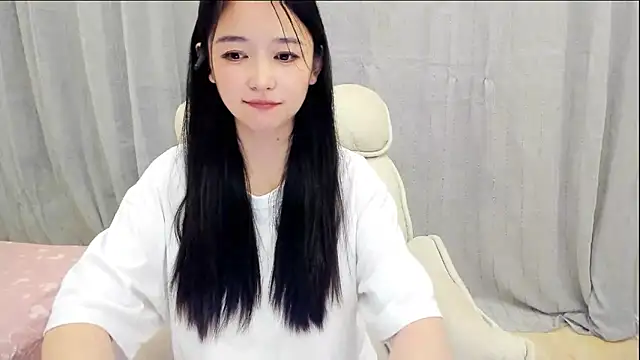 CN-Babycat online show from 10.10.25