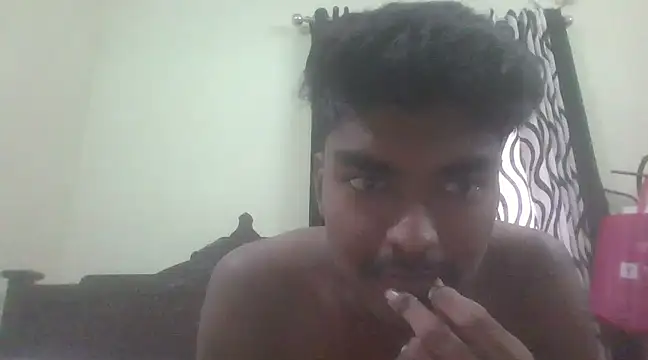 Snapshot of funcracker chatting on 01.19.25 funcracker online show from 01.19.25