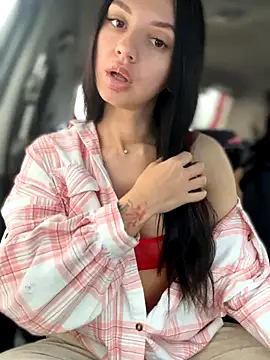 JulliaVegas online show from 09.22.25