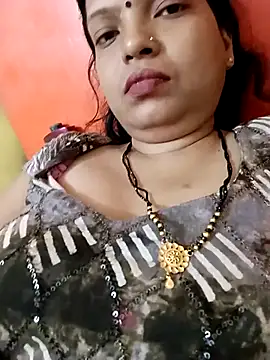 sunita-doll online show from 10.18.25