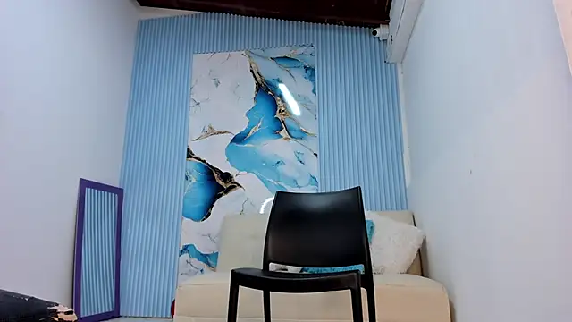 Danniela18  online show from 03.07.25