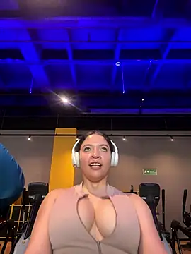 Snapshot of johanafox_ chatting on 01.15.26 johanafox online show from 01.15.26