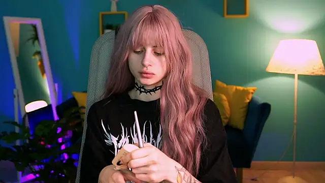 Snapshot of JadeCastle_ chatting on 03.18.25 JadeCastle online show from 03.18.25