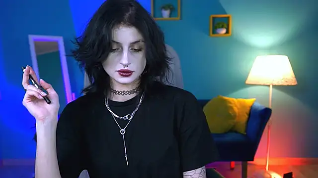 Snapshot of JadeCastle_ chatting on 10.10.25 JadeCastle online show from 10.10.25