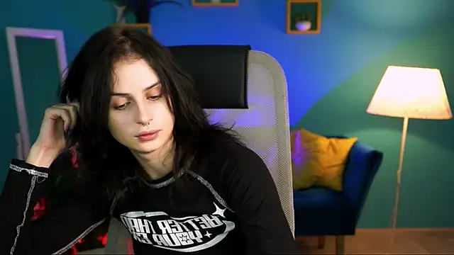 Snapshot of JadeCastle_ chatting on 11.25.25 JadeCastle online show from 11.25.25