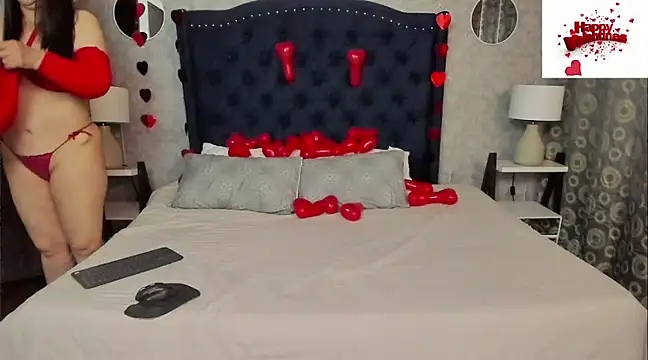 Snapshot of hotmature1 chatting on 02.14.25 hotmature1 online show from 02.14.25