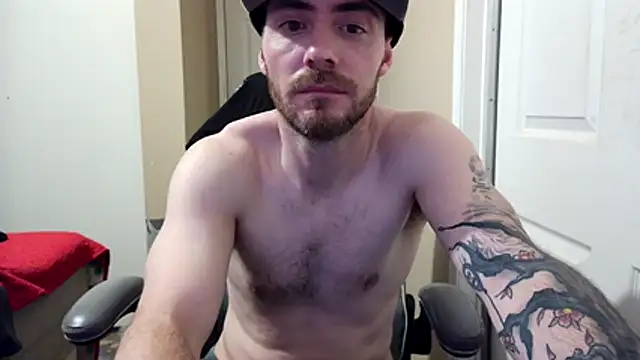 Snapshot of Huntzg23 chatting on 03.17.26 Huntzg23 online show from 03.17.26