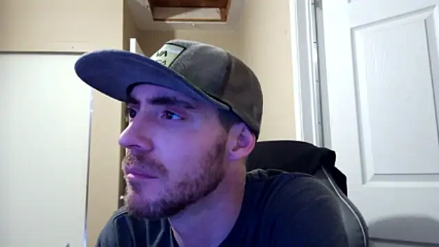 Snapshot of Huntzg23 chatting on 03.20.26 Huntzg23 online show from 03.20.26