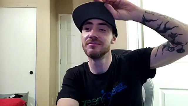 Snapshot of Huntzg23 chatting on 03.21.26 Huntzg23 online show from 03.21.26