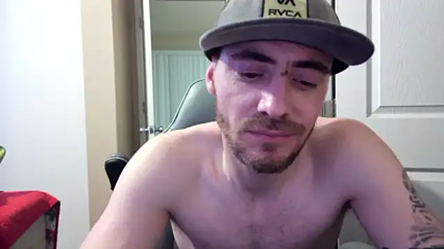 Snapshot of Huntzg23 chatting on 03.27.26 Huntzg23 online show from 03.27.26