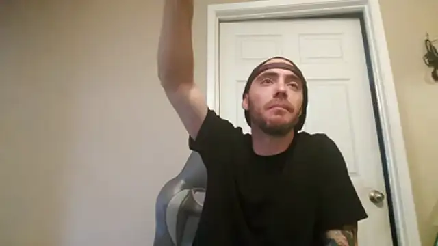 Huntzg23 online show from 05.23.26