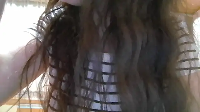 Snapshot of Eleni_Pappa chatting on 05.12.26 Eleni Pappa online show from 05.12.26