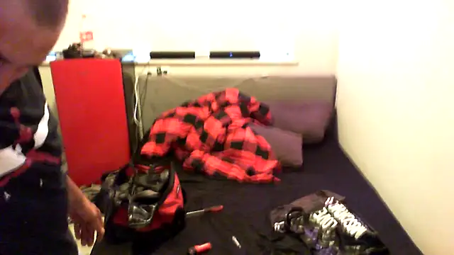 Snapshot of kinkycdslutsv chatting on 03.18.26 kinkycdslutsv online show from 03.18.26