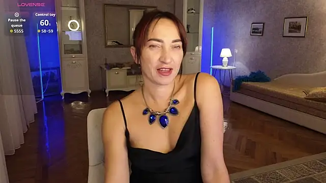 AnneHaddaway online show from 09.13.25