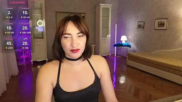 AnneHaddaway online show from 10.05.25