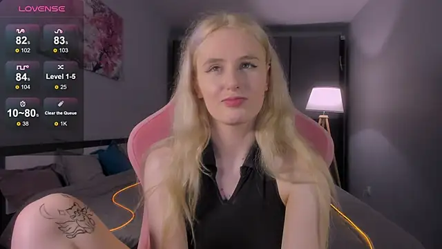 Molly Toads online show from 01.28.25