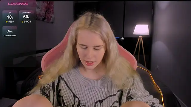 Molly Toads online show from 02.03.25