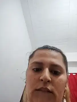 Miss balloonsmila online show from 12.21.24