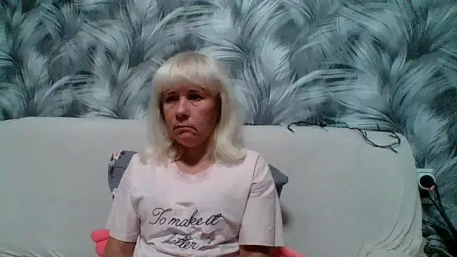 sakura blonde online show from 10.04.25