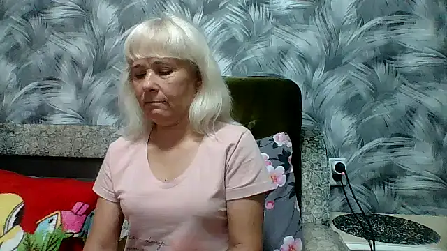 sakura blonde online show from 10.09.25