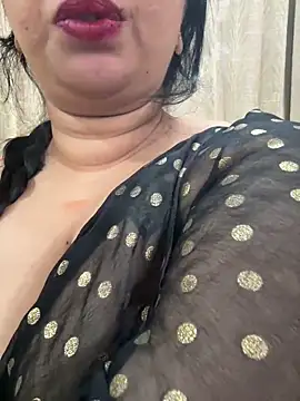 Snapshot of Akhi_Akshaya chatting on 01.25.25 Akhi Akshaya online show from 01.25.25