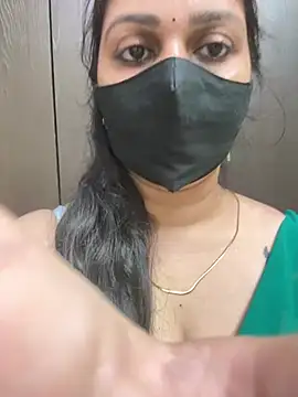 Snapshot of Akhi_Akshaya chatting on 02.21.25 Akhi Akshaya online show from 02.21.25