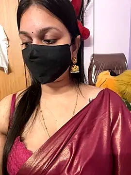 Snapshot of Akhi_Akshaya chatting on 10.28.25 Akhi Akshaya online show from 10.28.25