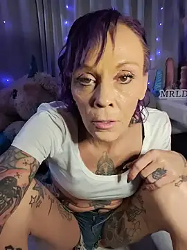 MommyMisfit online show from 07.09.26