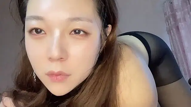 Snapshot of Z30966903S chatting on 02.17.25 Z30966903S online show from 02.17.25