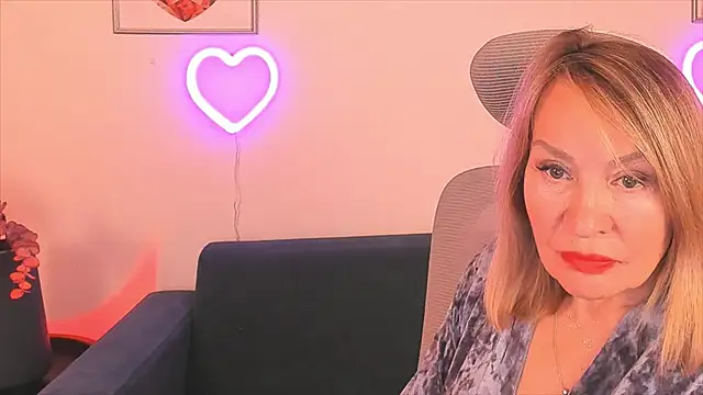 RosalindaFortuna online show from 12.26.24